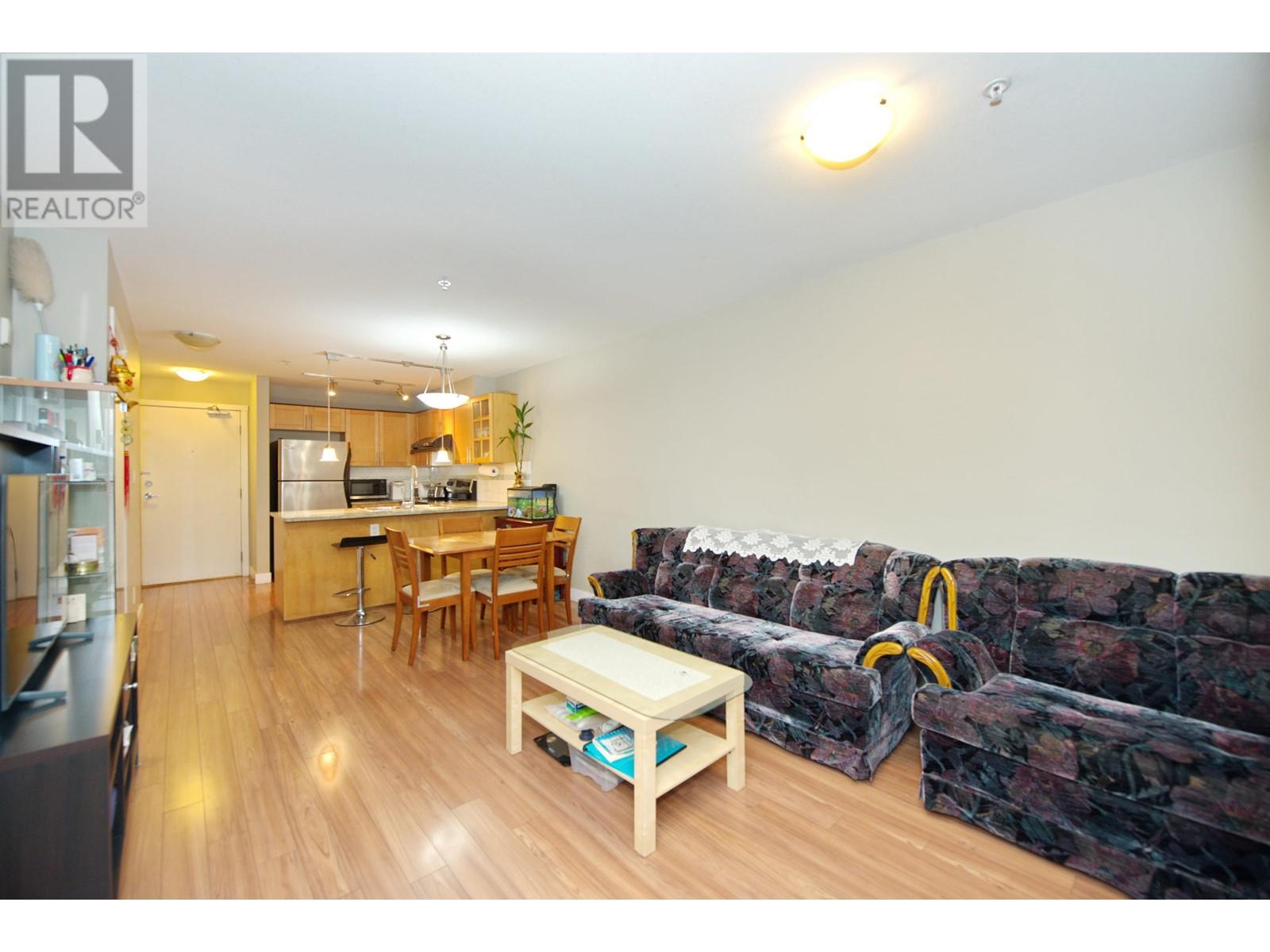 Listing Picture 7 of 25 : 222 2150 E HASTINGS STREET, Vancouver / 溫哥華 - 魯藝地產 Yvonne Lu Group - MLS Medallion Club Member