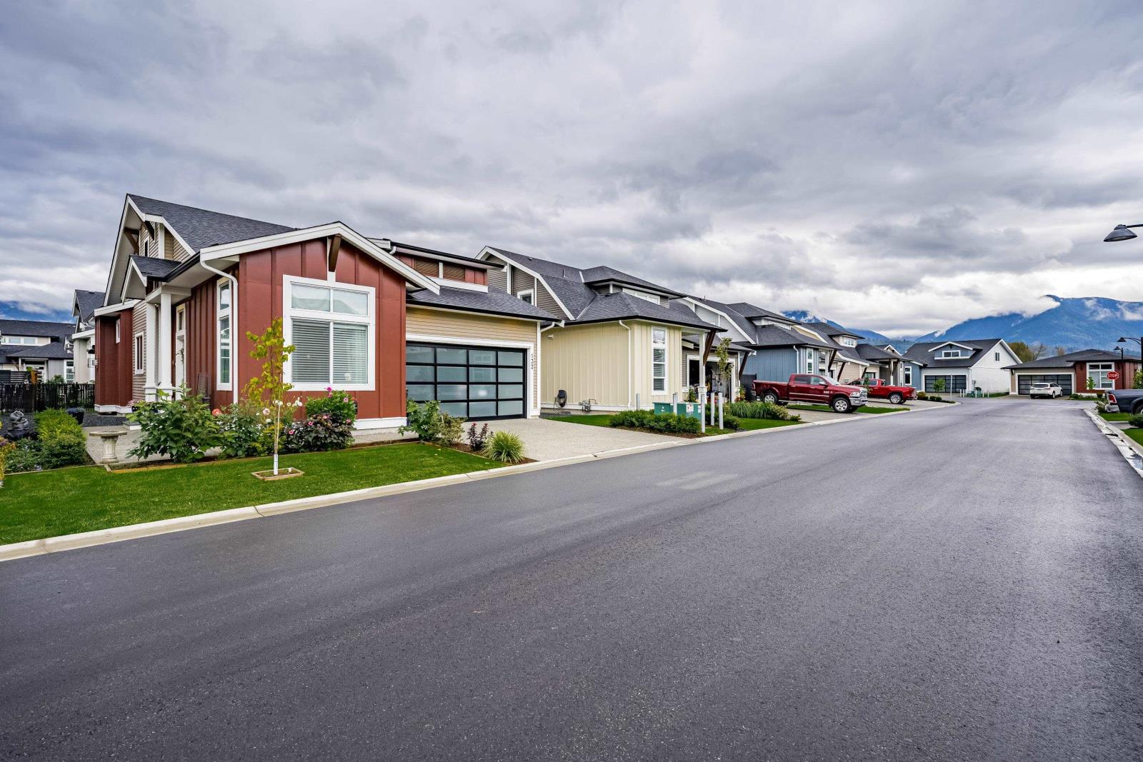 Property at 132 46213 HAKWELES ROAD image 3