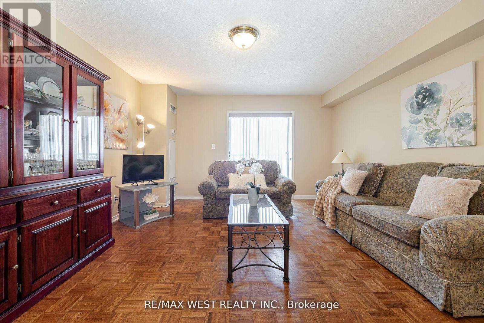 409 - 7373 Martin Grove Road, Vaughan, Ontario  L4L 1A5 - Photo 7 - N9387929