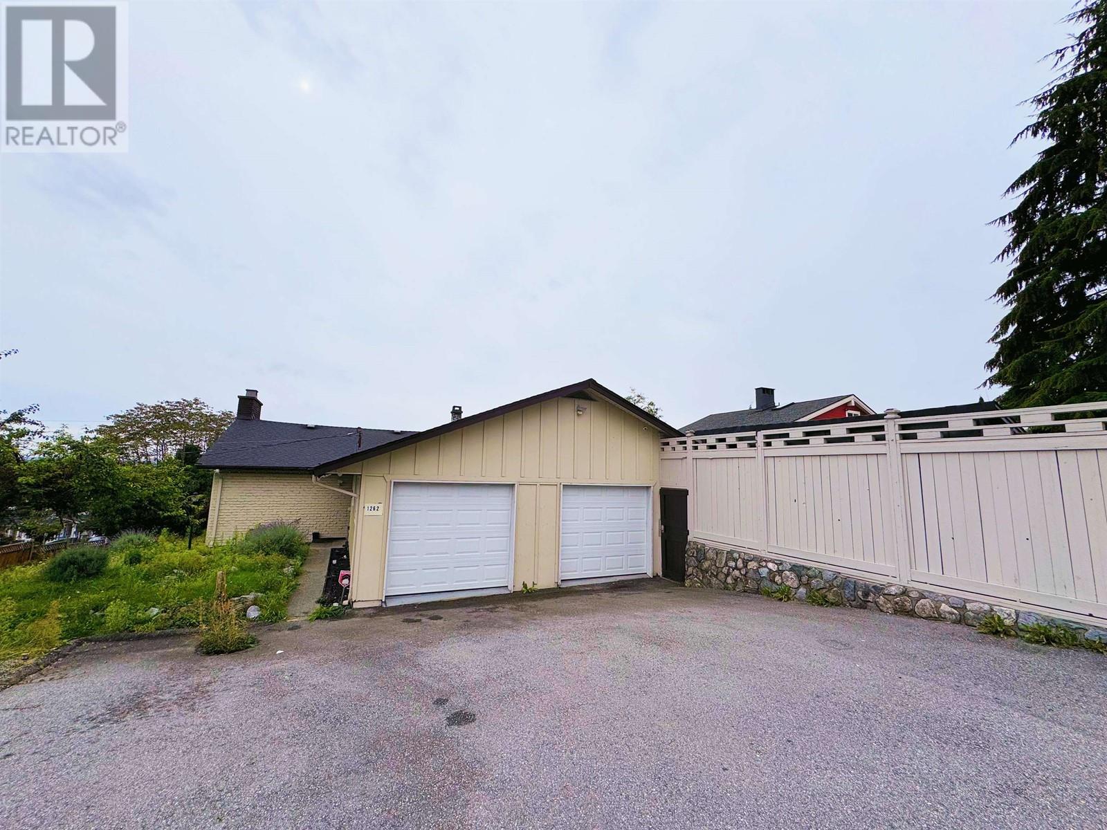 1262 SOBALL STREET, coquitlam, British Columbia