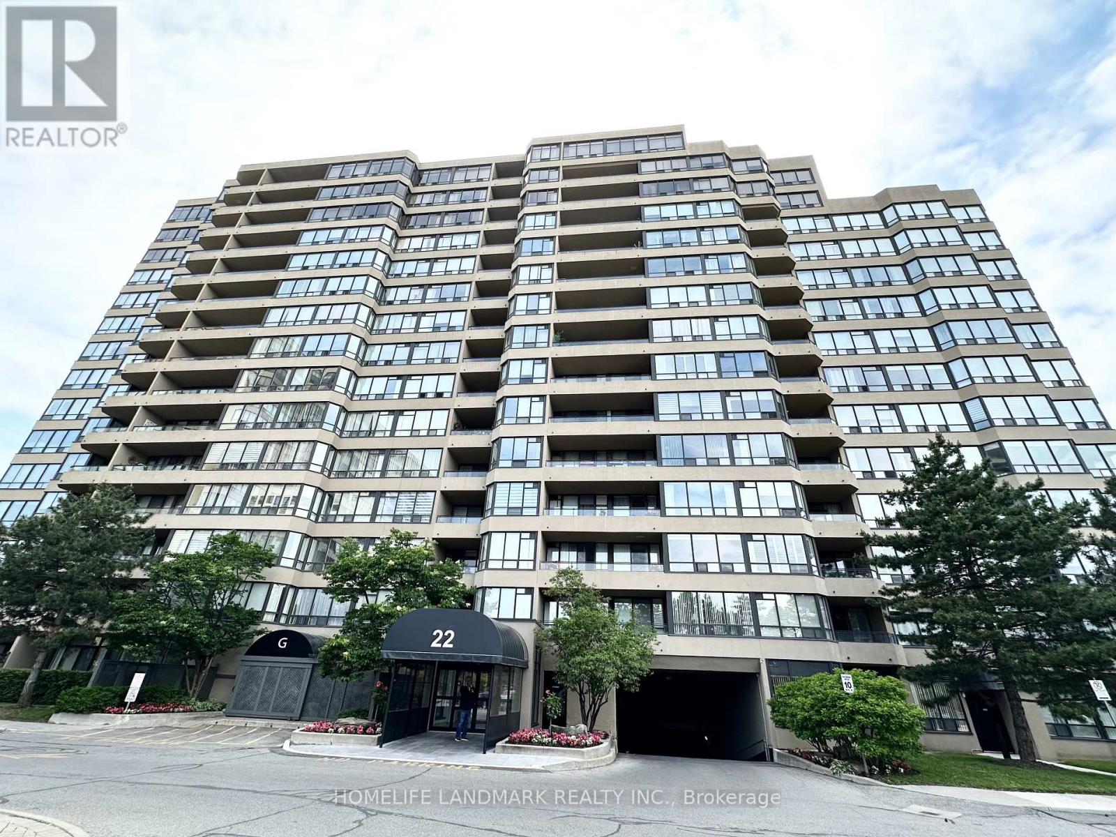 206 - 22 CLARISSA DRIVE, Richmond Hill, Ontario