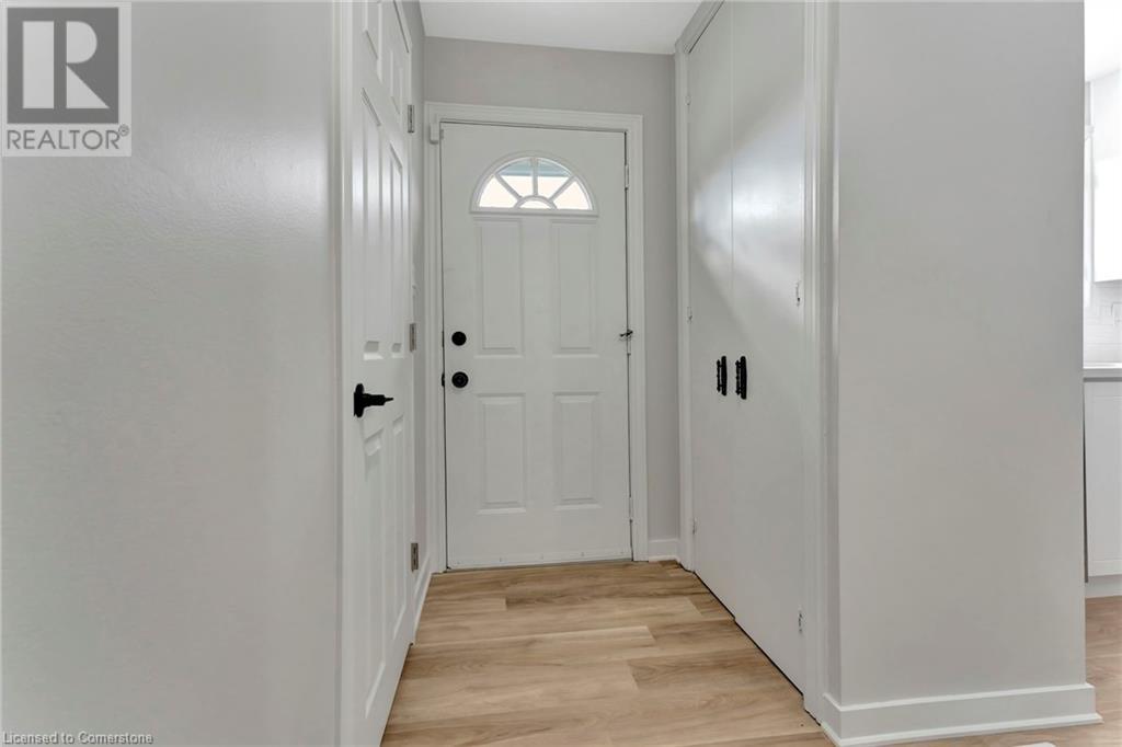 1358 Upper Gage Avenue Unit# 3, Hamilton, Ontario L8W 1N2 - Photo 3 - 40659561
