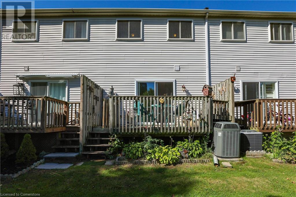 20 Niagara Street Unit# 8, Grimsby, Ontario L3M 5K6 - Photo 8 - 40658894