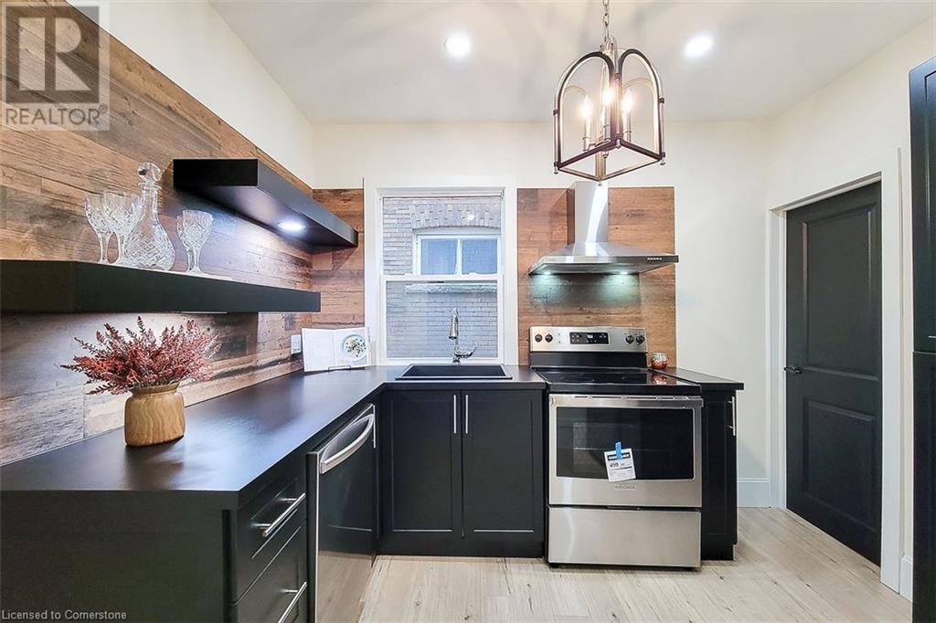 49 Carrick Avenue, Hamilton, Ontario  L8M 2W4 - Photo 13 - 40660315