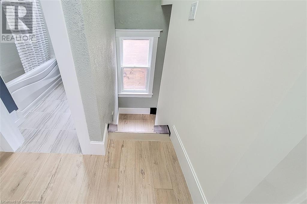 49 Carrick Avenue, Hamilton, Ontario  L8M 2W4 - Photo 21 - 40660315