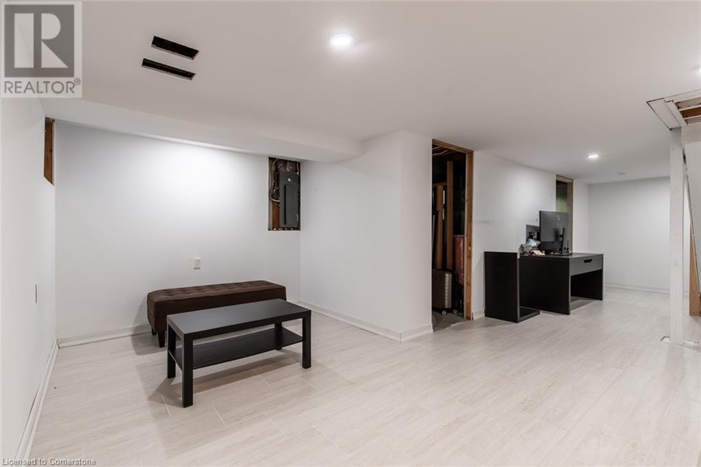 25 Linfield Drive Unit# 7, St. Catharines, Ontario  L2N 5T7 - Photo 29 - 40660230