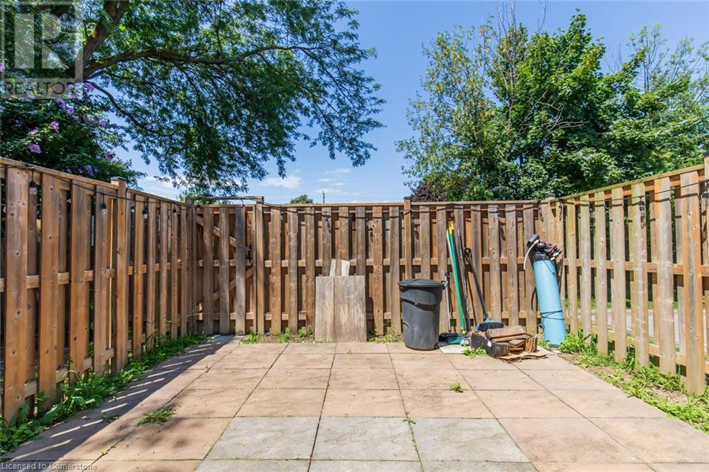 25 Linfield Drive Unit# 7, St. Catharines, Ontario  L2N 5T7 - Photo 34 - 40660230