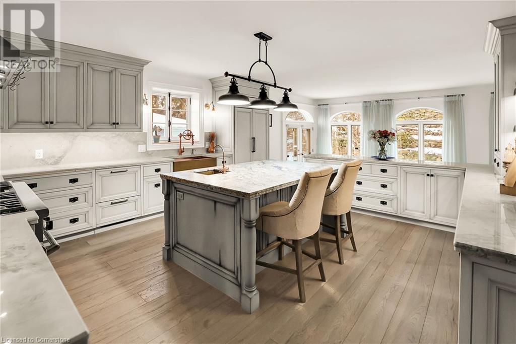 129 Main Street W, Grimsby, Ontario  L3M 1S1 - Photo 2 - 40660204