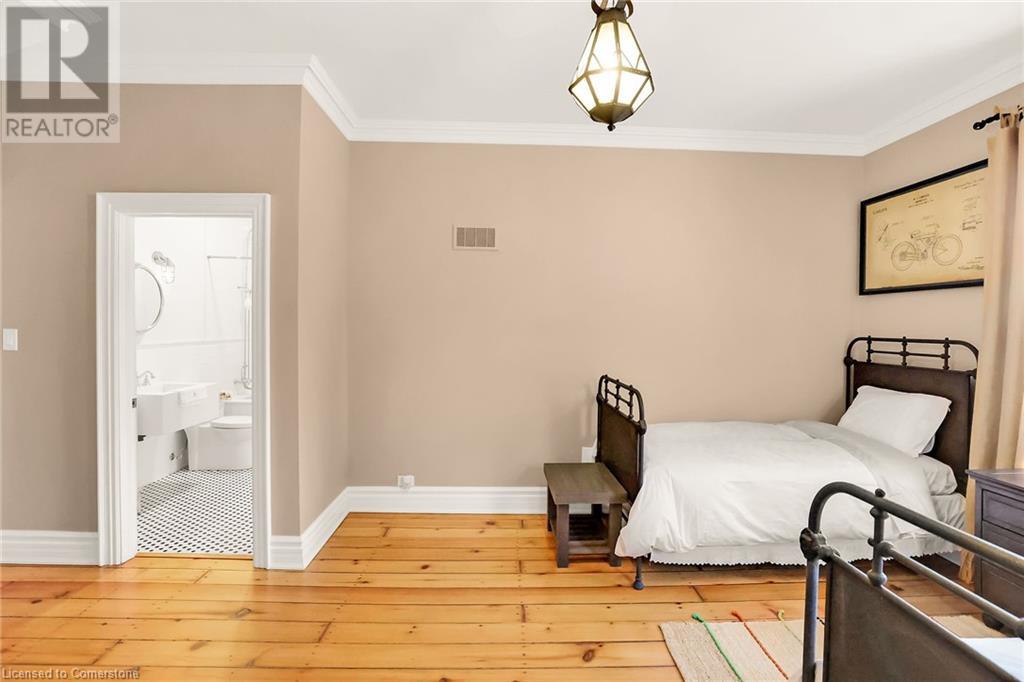 129 Main Street W, Grimsby, Ontario  L3M 1S1 - Photo 30 - 40660204