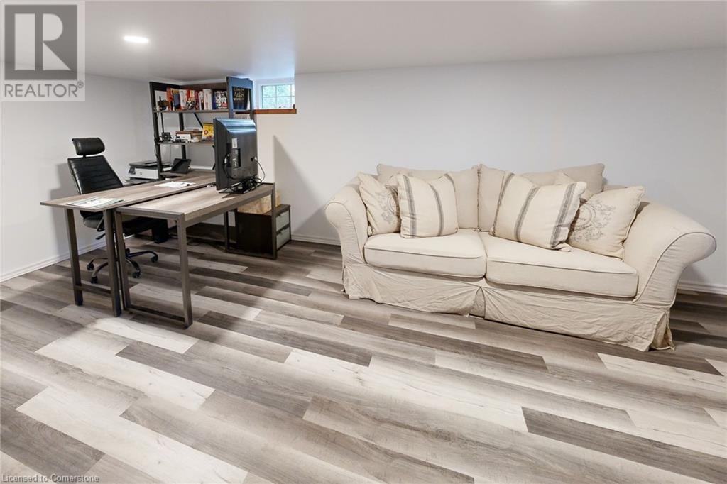 129 Main Street W, Grimsby, Ontario  L3M 1S1 - Photo 38 - 40660204