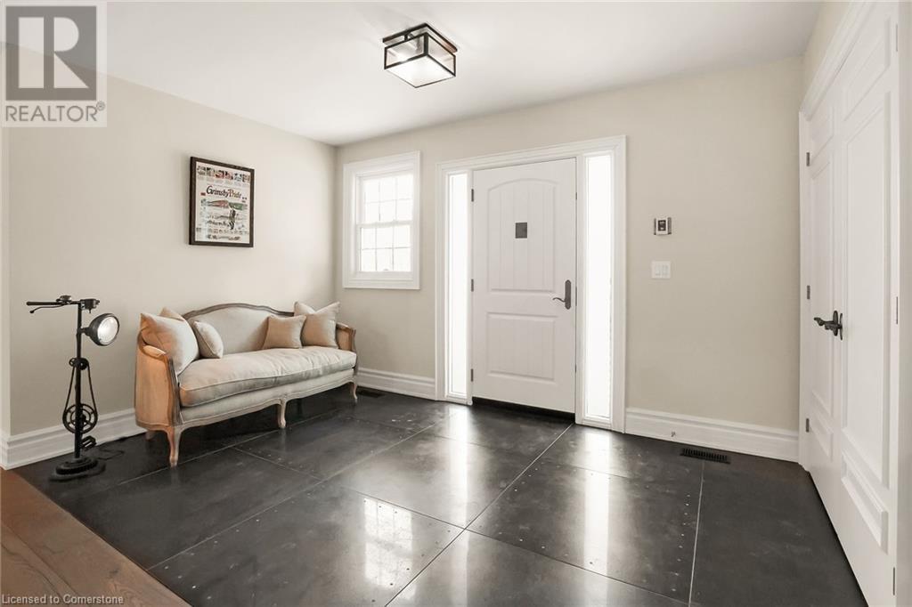 129 Main Street W, Grimsby, Ontario  L3M 1S1 - Photo 6 - 40660204