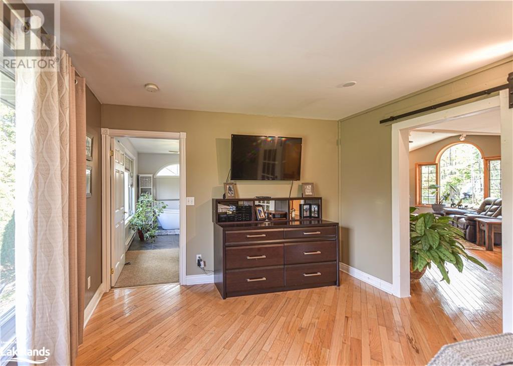 235 Medonte Sideroad 2, Coldwater, Ontario  L0K 1E0 - Photo 22 - 40660237