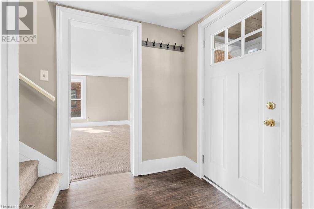 366 Thomas Street, Deseronto, Ontario  K0K 1X0 - Photo 4 - 40659711