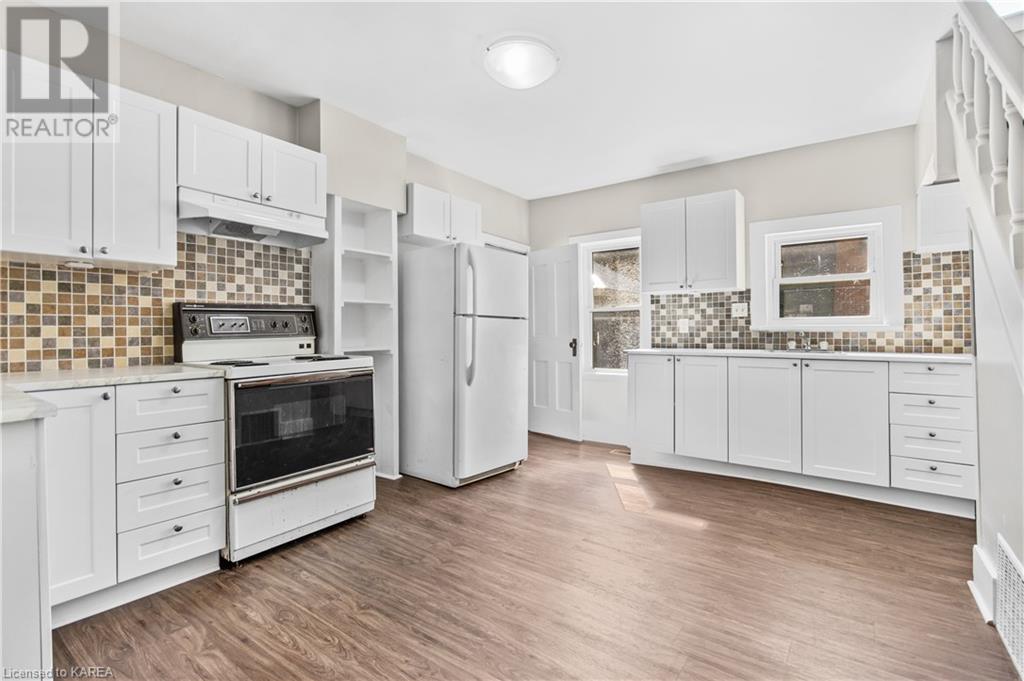 366 Thomas Street, Deseronto, Ontario  K0K 1X0 - Photo 8 - 40659711