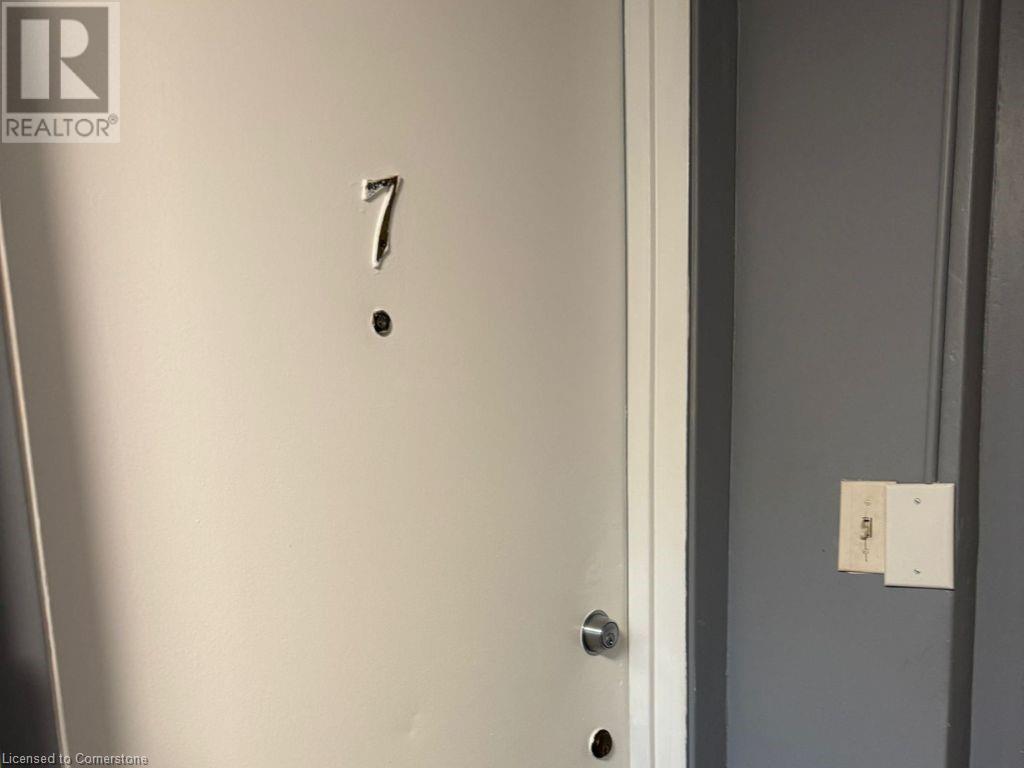 354 Annette Street Unit# 7, Toronto, Ontario  M6P 1R5 - Photo 3 - 40659515