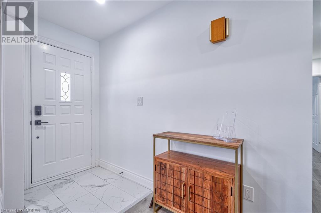 428 Henderson Avenue, Burlington, Ontario  L7L 2P8 - Photo 4 - 40659855