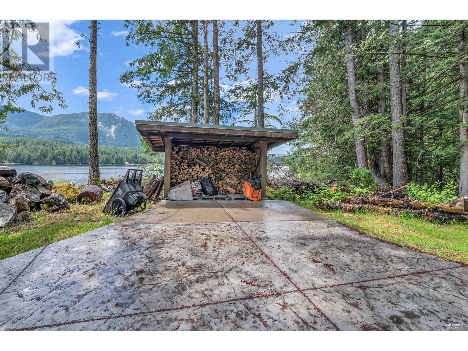 15781 East Egmont Shoreline, Pender Harbour, British Columbia  V0N 1N0 - Photo 11 - C8063560