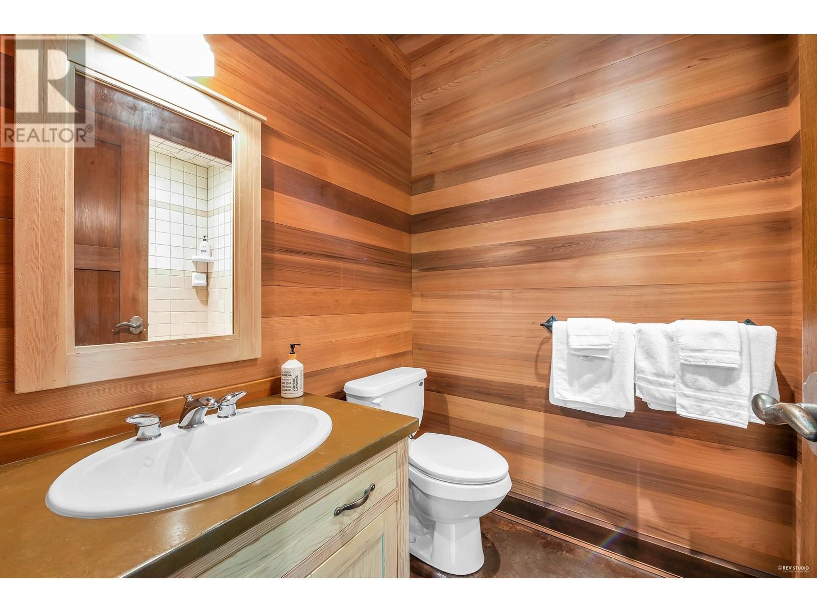 15781 East Egmont Shoreline, Pender Harbour, British Columbia  V0N 1N0 - Photo 15 - C8063560