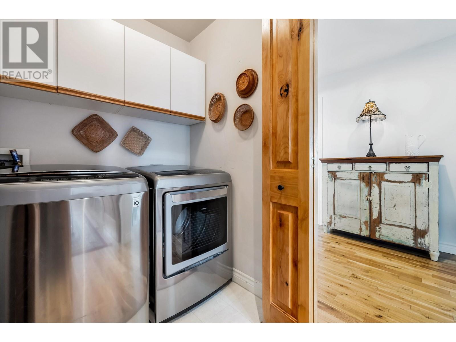 2233 Kaptey Avenue, Coquitlam, British Columbia  V3K 6C7 - Photo 15 - R2930863