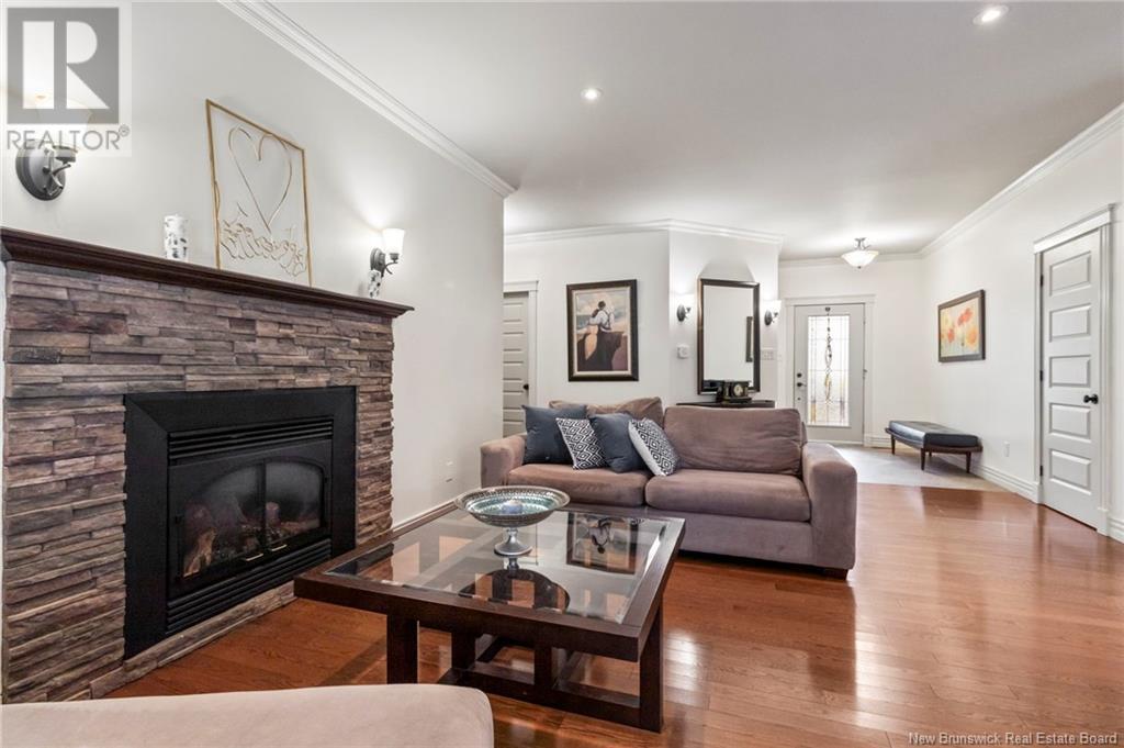 Property at 107 Rouse Street image 5