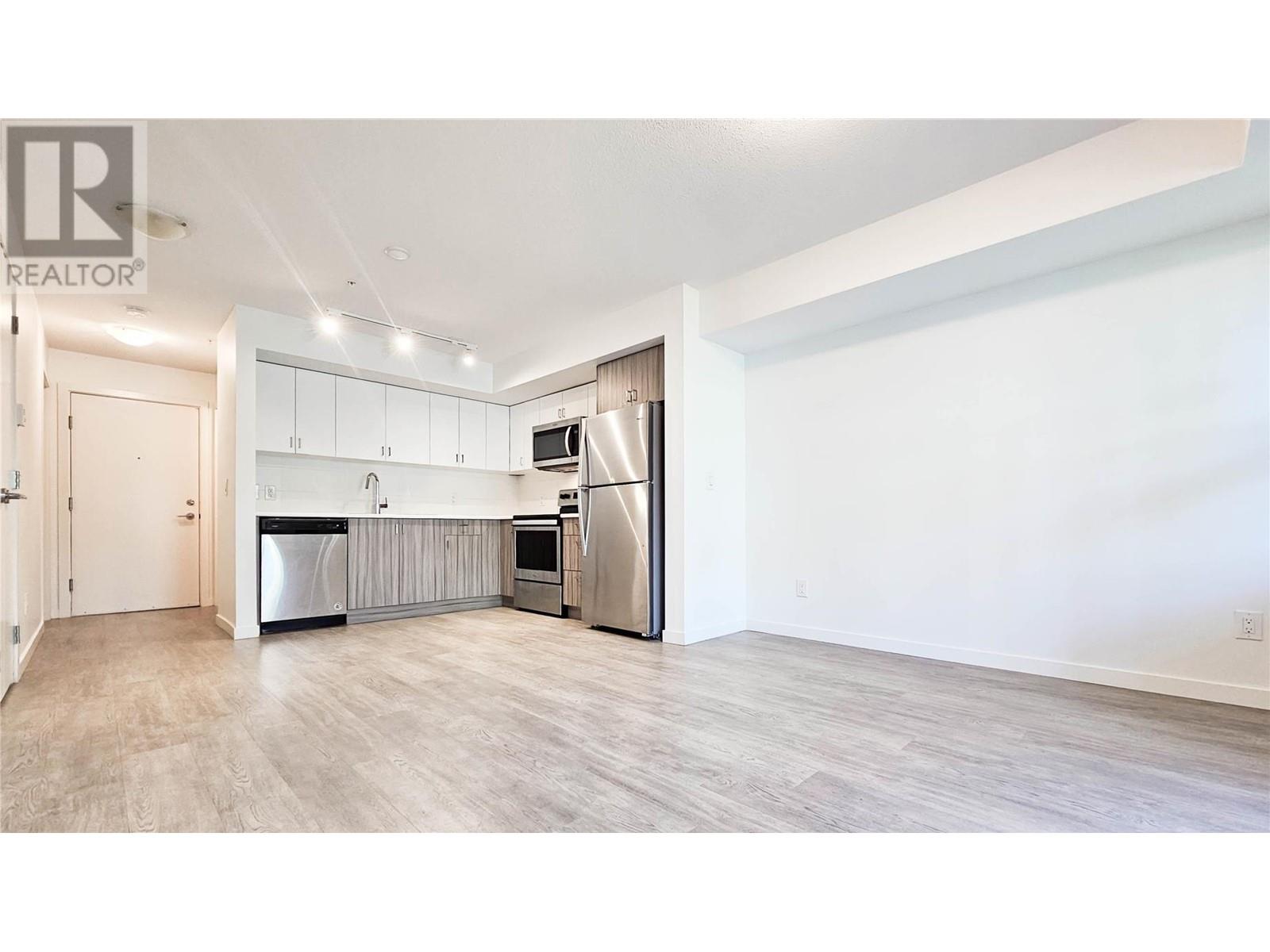 655 Academy Way Unit# 216 Kelowna Photo 6