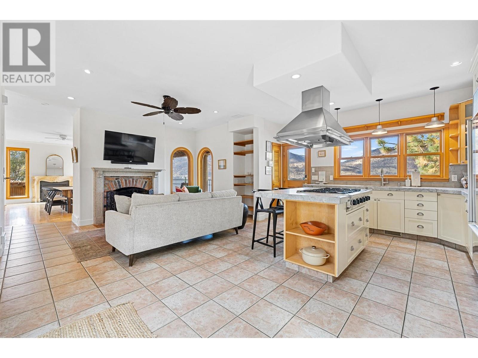 Property at 414 Herbert Heights Road image 5