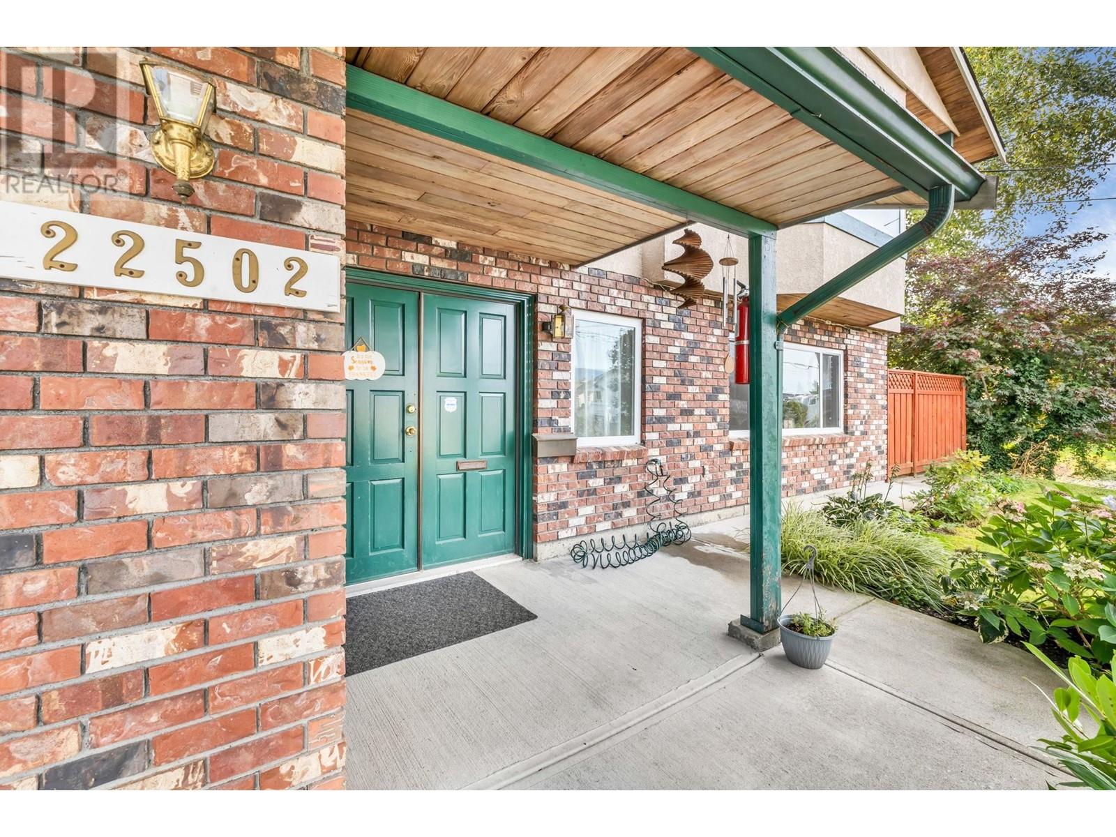 22502 124 Avenue, Maple Ridge, British Columbia  V2X 4J8 - Photo 3 - R2932909