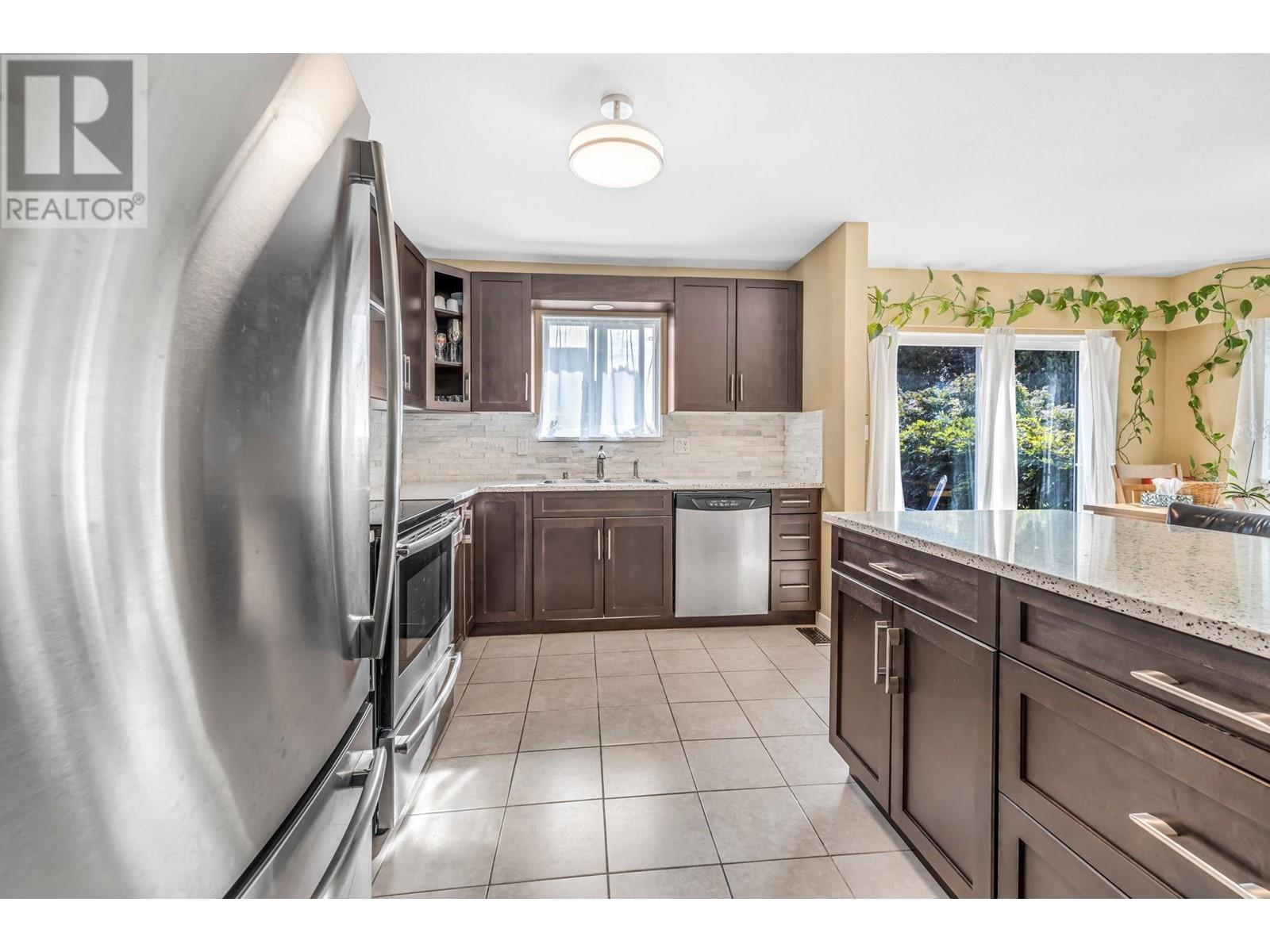 22502 124 Avenue, Maple Ridge, British Columbia  V2X 4J8 - Photo 11 - R2932909