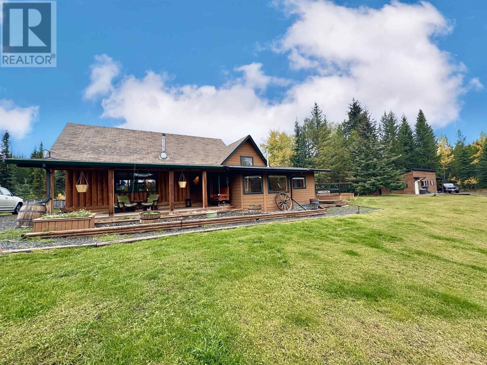 6546 PERREY ROAD, Horse Lake, British Columbia