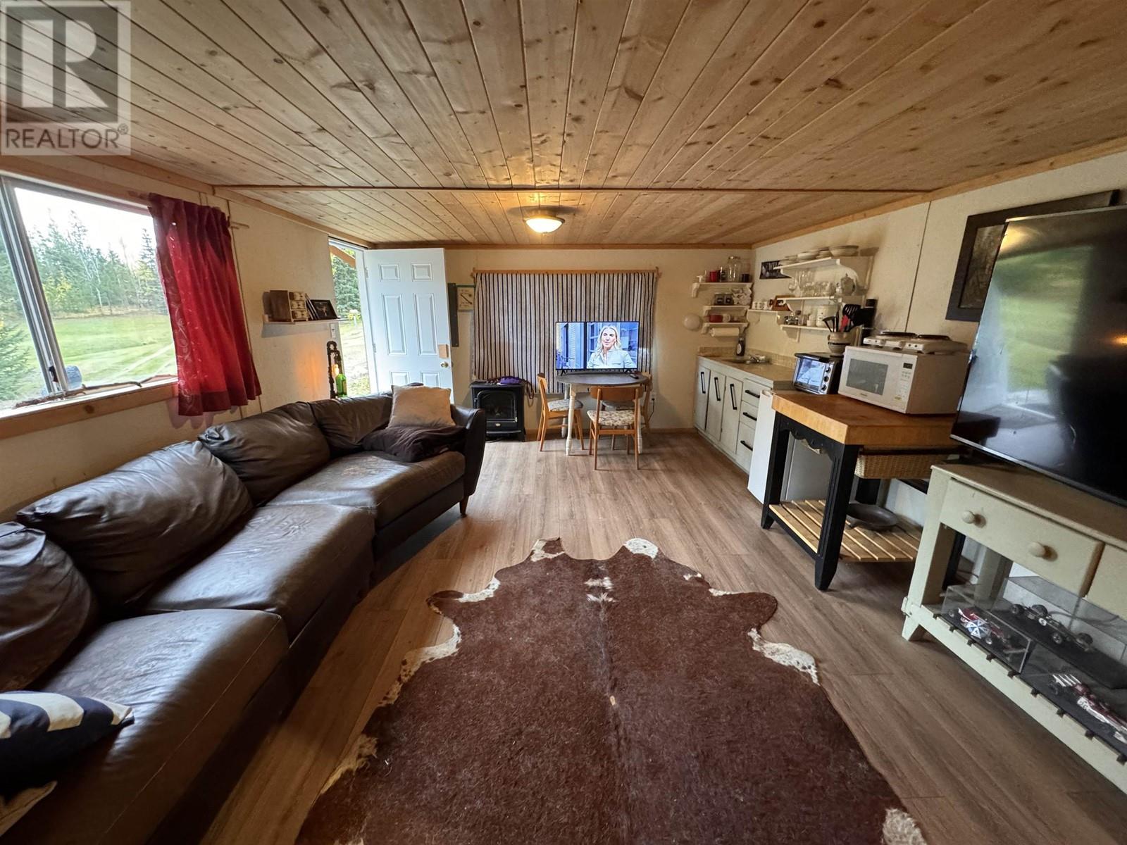 6546 Perrey Road, Horse Lake, British Columbia  V0K 2E3 - Photo 27 - R2933837
