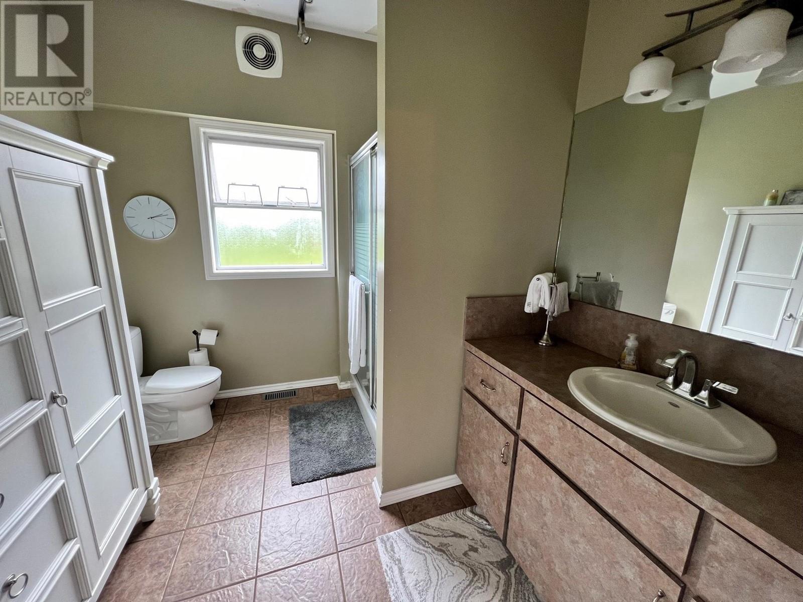 12323 248 St, Maple Ridge, British Columbia  V4R 1J9 - Photo 11 - R2933948