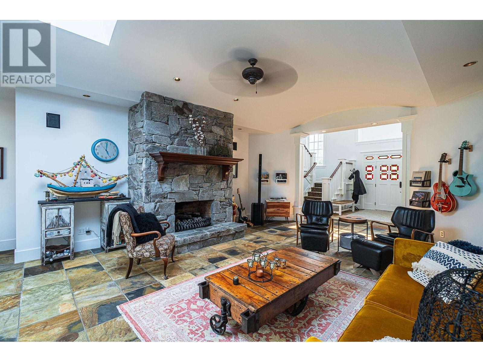 5335 10 Avenue, Delta, British Columbia  V4M 1X6 - Photo 4 - R2934060