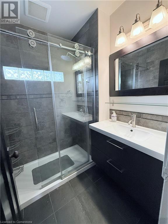 17 Lowell Avenue, St. Catharines, Ontario L2R 2C9 - Photo 16 - 40660018