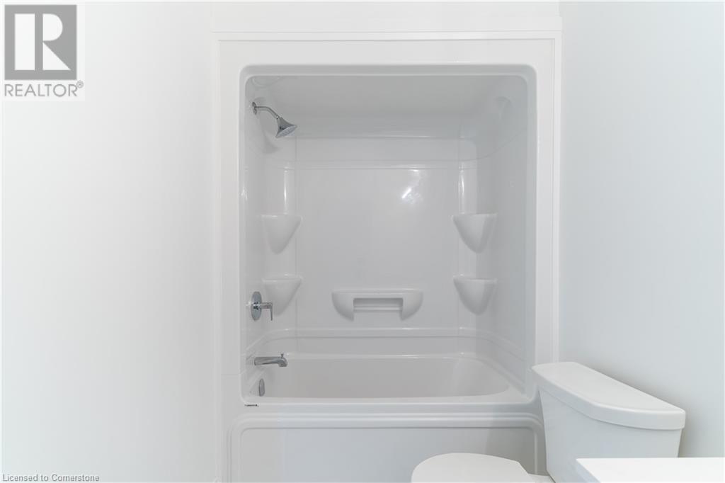 11 Raspberry Lane, Mount Hope, Ontario  L0R 1W0 - Photo 13 - 40660426