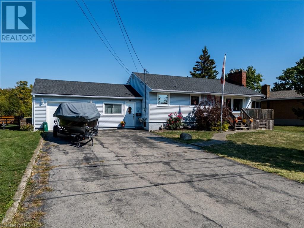 81 Coronation Street, Port Colborne, Ontario  L3K 3Z5 - Photo 2 - 40649598