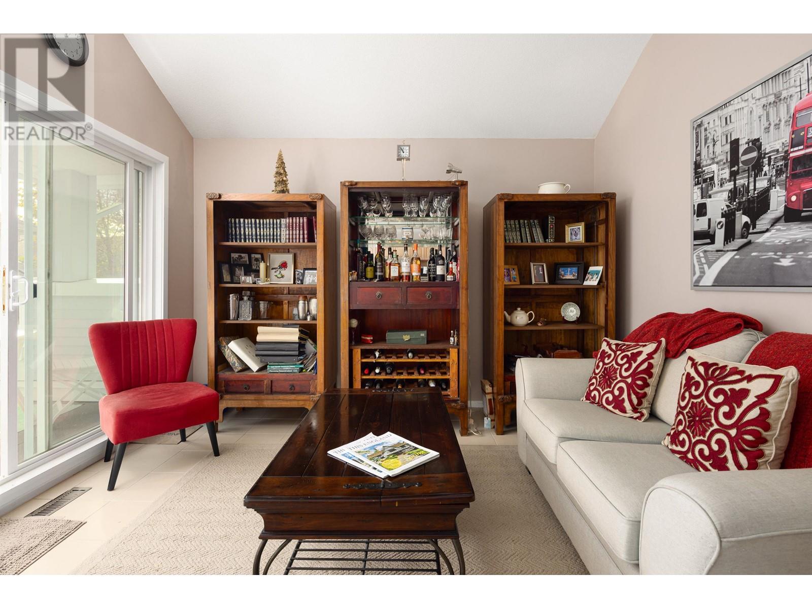 Listing Picture 14 of 37 : 7603 WHITESPRAY DRIVE, Vancouver / 溫哥華 - 魯藝地產 Yvonne Lu Group - MLS Medallion Club Member