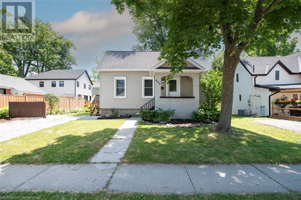 621 PINE Street, haldimand county, Ontario