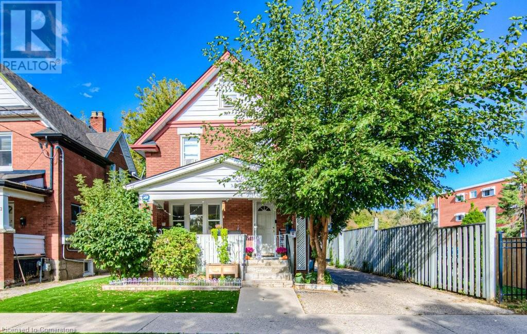 54 LAUREL Street, waterloo, Ontario