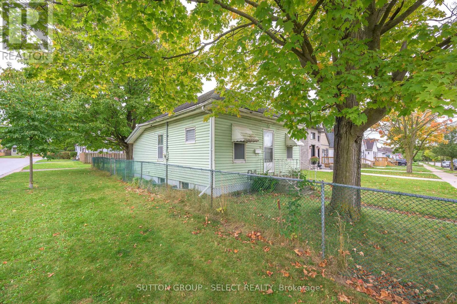 124 Brisbin Street, London, Ontario  N5Z 2L8 - Photo 3 - X9388662