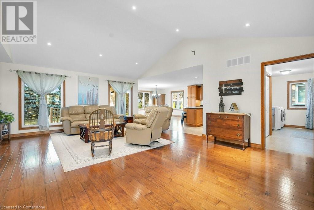 745 Wellington Avenue South Avenue S, Listowel, Ontario  N4W 3S8 - Photo 4 - 40659752