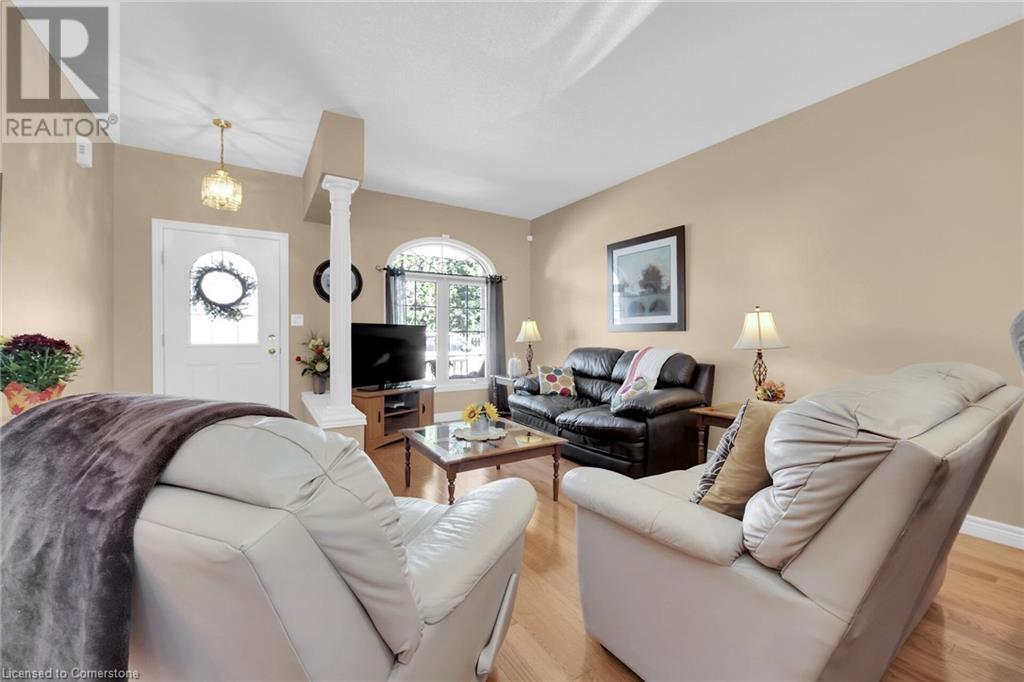 15 Forfar Street W, Caledonia, Ontario  N3W 2N9 - Photo 14 - 40659667