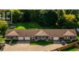 15 FORFAR Street W, caledonia, Ontario