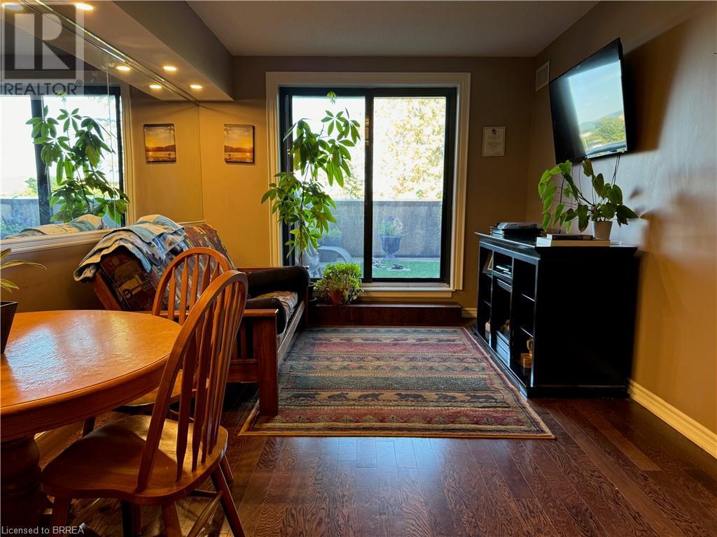 47 Caroline Street N Unit# 403, Hamilton, Ontario  L8R 2R6 - Photo 8 - 40643277