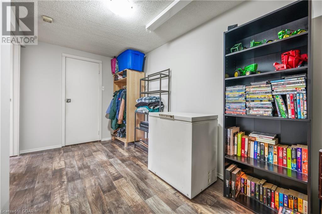 231 Chambers Crescent, Fergus, Ontario  N1M 3E4 - Photo 30 - 40659934