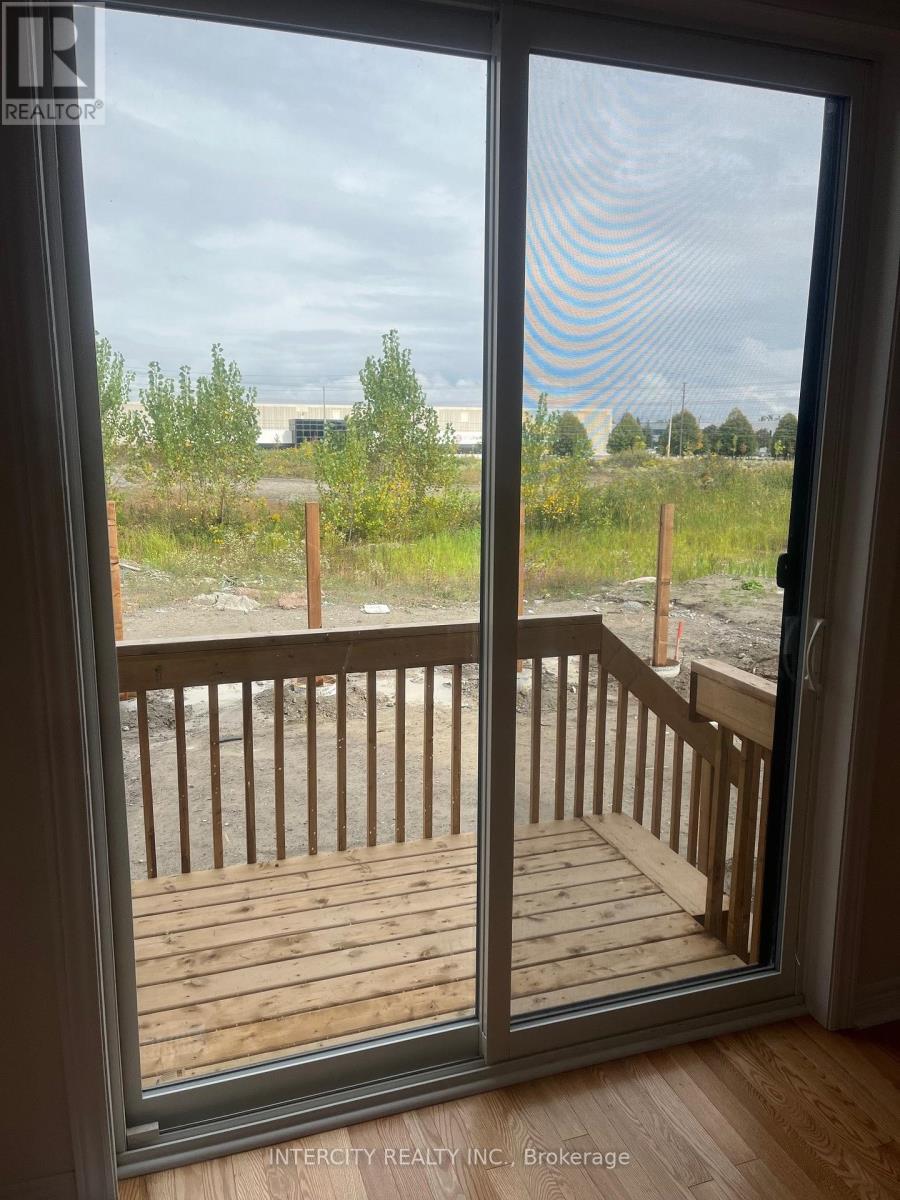 Property at 156 MUMBAI DRIVE image 4