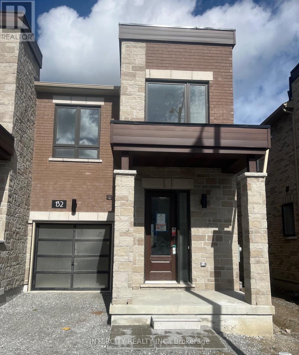 Property at 132 MUMBAI DRIVE image 1
