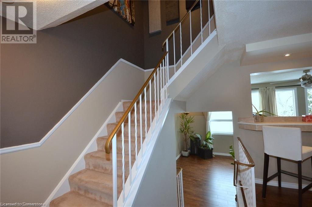 1967 Main Street W Unit# 15, Hamilton, Ontario  L8S 4P4 - Photo 5 - 40659635