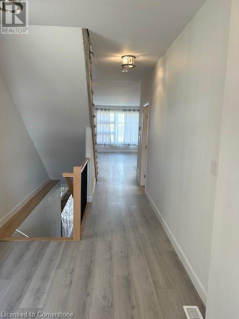 7 Erie Court, Amherstview, Ontario K0H 1G0 - Photo 2 - 40660190