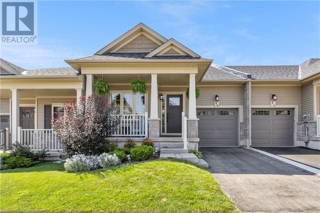 49 DENNIS Drive, smithville, Ontario