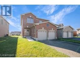 44 CAREW Boulevard, kawartha lakes, Ontario